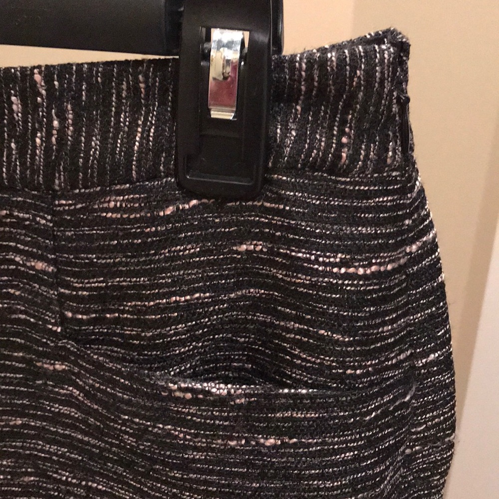 Skirt w/ Pockets! - Picture 5 of 7